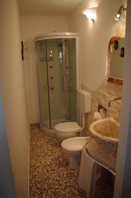 B&B Aia Vecchia Cisternino Camera foto