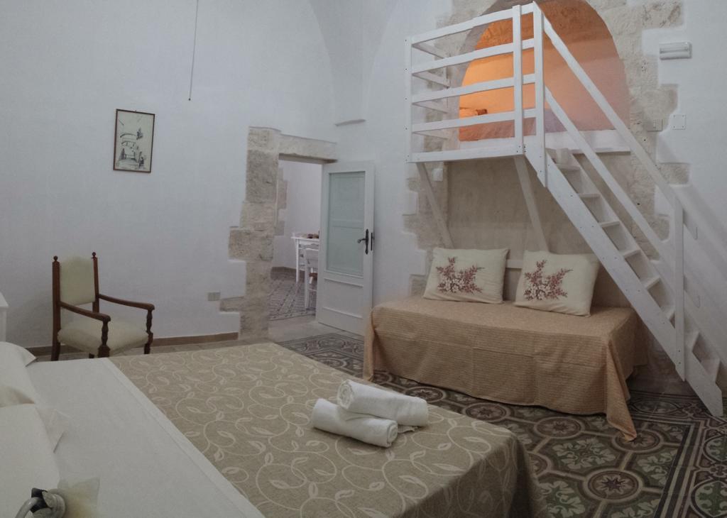 B&B Aia Vecchia Cisternino Camera foto